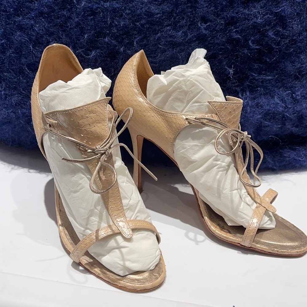 Manolo Blahnik Sandals size 40